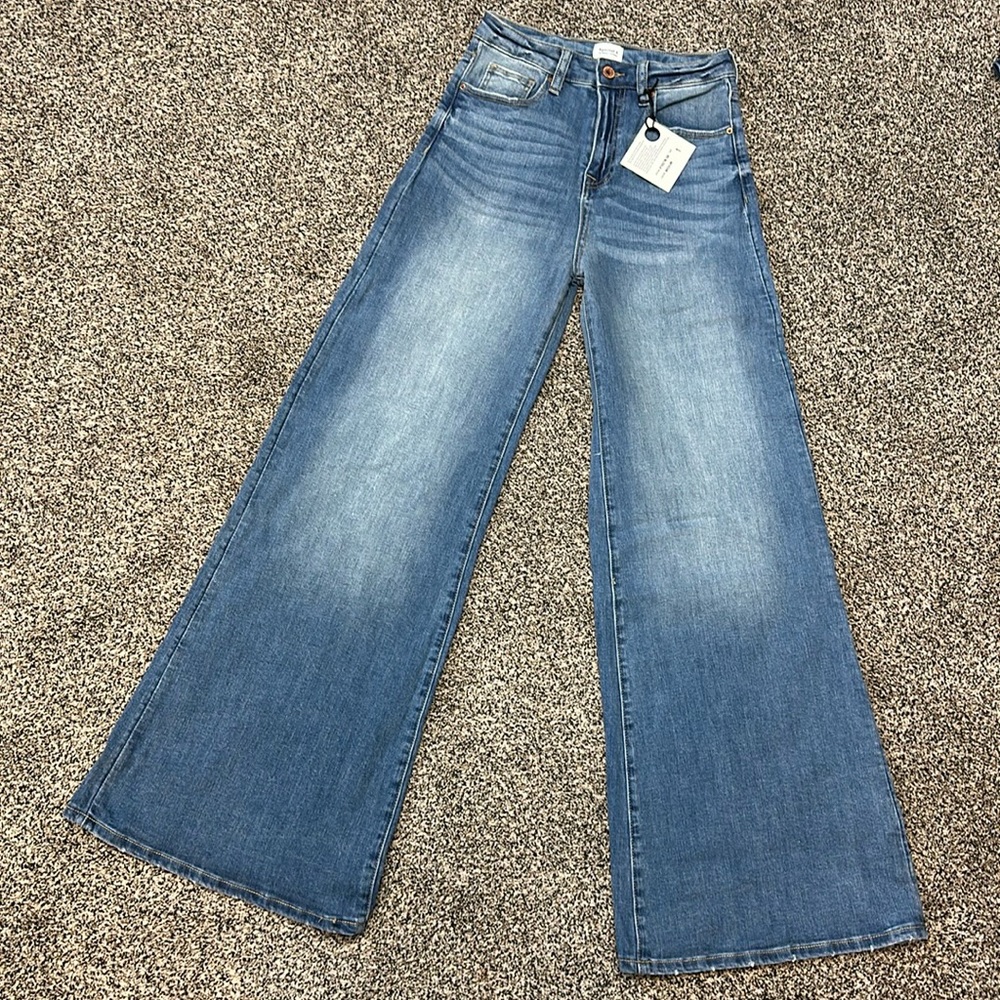 Size 1 wide leg jeans